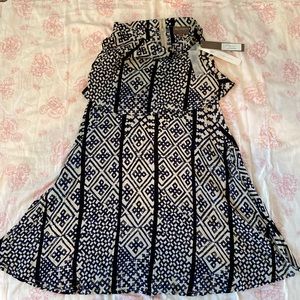 Selling a beautiful new dress by Bel Kazan in blue temple/ chestnut.